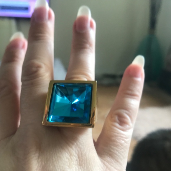 Cocktail Ring - Picture 6 of 6